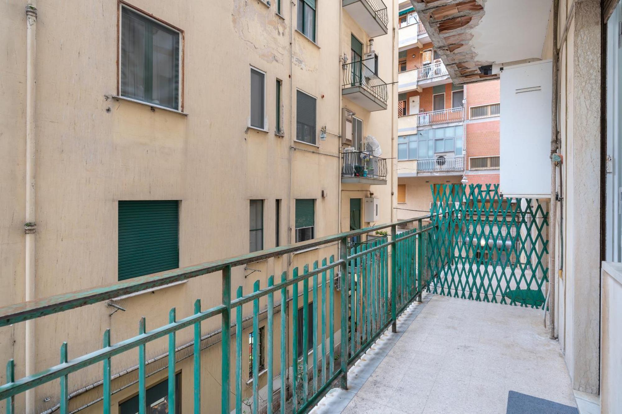 Affittacamere Central Concordia Салерно Екстериор снимка